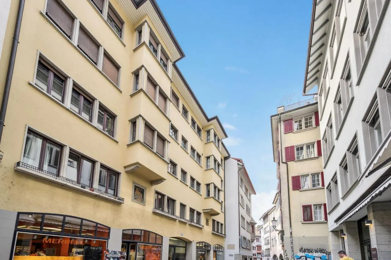 Muenstergasse Zurich Old Town Apartment